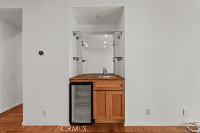 Detail Gallery Image 14 of 35 For 1559 Winona #D3,  Los Angeles,  CA 90027 - 2 Beds | 2 Baths