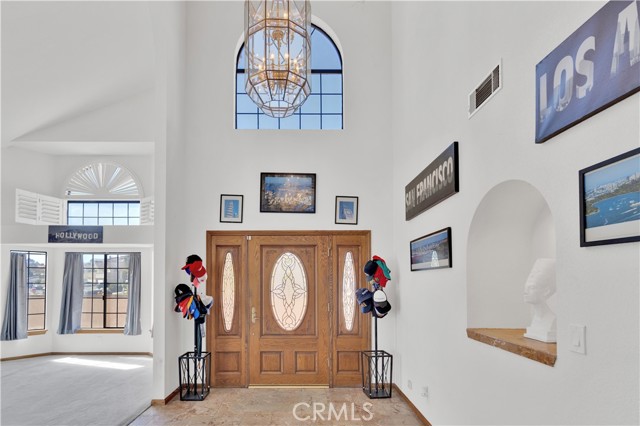 Detail Gallery Image 7 of 67 For 13685 Sierra Vista, Victorville,  CA 92395 - 3 Beds | 3 Baths