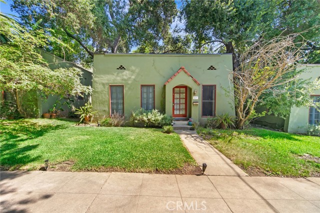 451 Sacramento Street, Altadena, California 91001, ,Multi-Family,For Sale,Sacramento,PW23179341