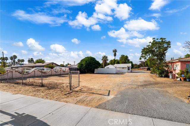 24959 Myers Avenue, Moreno Valley CA: https://media.crmls.org/medias/35314b54-9e8b-4836-b4b0-47e84d5dda57.jpg