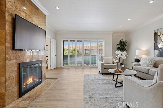 5416 Zelzah Avenue, Encino CA: https://media.crmls.org/medias/3532fd8b-8c2a-4df5-a353-69b2b10854f2.jpg