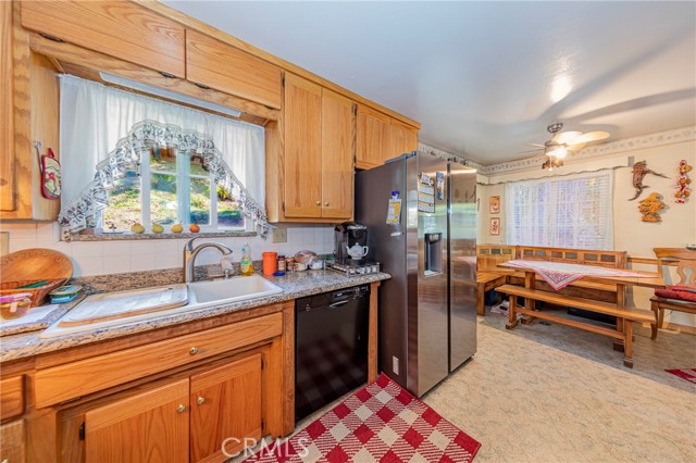 Detail Gallery Image 12 of 55 For 42585 Buckeye, Oakhurst,  CA 93644 - 3 Beds | 2 Baths