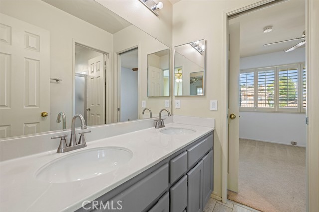 27668 Lonestar Place, Castaic CA: https://media.crmls.org/medias/3533af0a-8a3d-4662-87e2-e42a818ed2d5.jpg