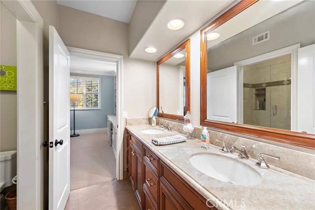 Detail Gallery Image 43 of 71 For 2 Lafayette Ln, Coto de Caza,  CA 92679 - 5 Beds | 4/1 Baths