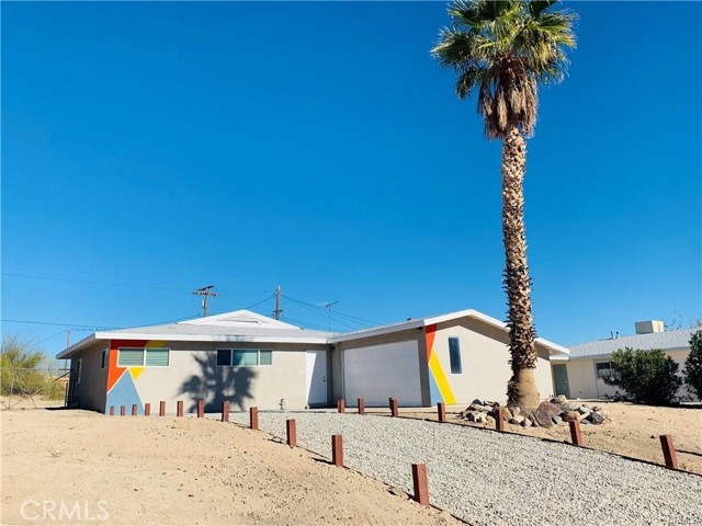 Detail Gallery Image 1 of 14 For 73434 Yucca Ave, Twentynine Palms,  CA 92277 - 3 Beds | 1 Baths