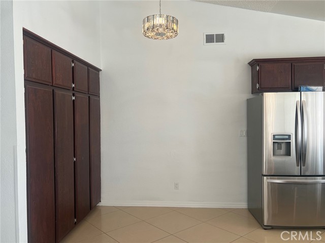 Detail Gallery Image 12 of 31 For 11334 Courtside St, Victorville,  CA 92392 - 4 Beds | 2 Baths