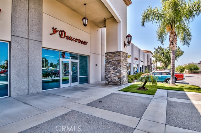 13641 Central Avenue, Chino, California 91710, ,Commercial Lease,For Rent,13641 Central Avenue,CRIV25025842