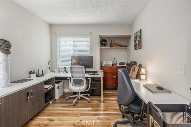 Detail Gallery Image 15 of 22 For 13667 Crawford Ct, Fontana,  CA 92336 - 4 Beds | 2/1 Baths