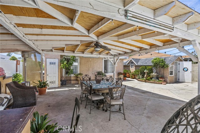Detail Gallery Image 38 of 39 For 1709 S Townsend St, Santa Ana,  CA 92704 - 4 Beds | 2/1 Baths