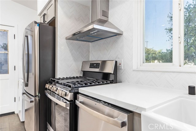 Detail Gallery Image 9 of 30 For 853 N Jasmine Ave, Ontario,  CA 91762 - 3 Beds | 2 Baths