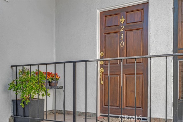 Detail Gallery Image 8 of 50 For 18645 Hatteras St #230,  Tarzana,  CA 91356 - 3 Beds | 2 Baths