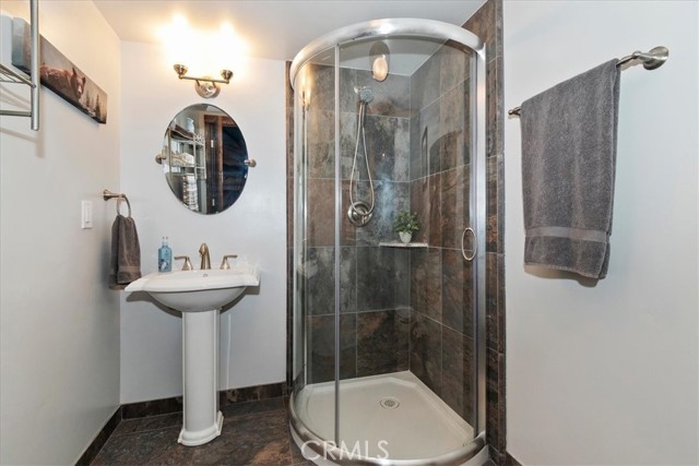 Detail Gallery Image 31 of 41 For 795 Bishorn, Lake Arrowhead,  CA 92352 - 3 Beds | 3 Baths