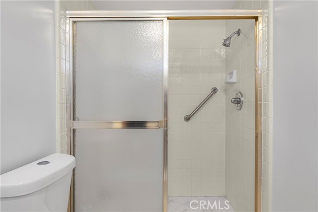 5429 Newcastle Avenue, Encino CA: https://media.crmls.org/medias/3539d9fe-41ed-4e64-b587-0d7d70340100.jpg