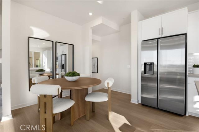 Detail Gallery Image 7 of 62 For 109 S Laxore St #306,  Anaheim,  CA 92804 - 2 Beds | 2/1 Baths