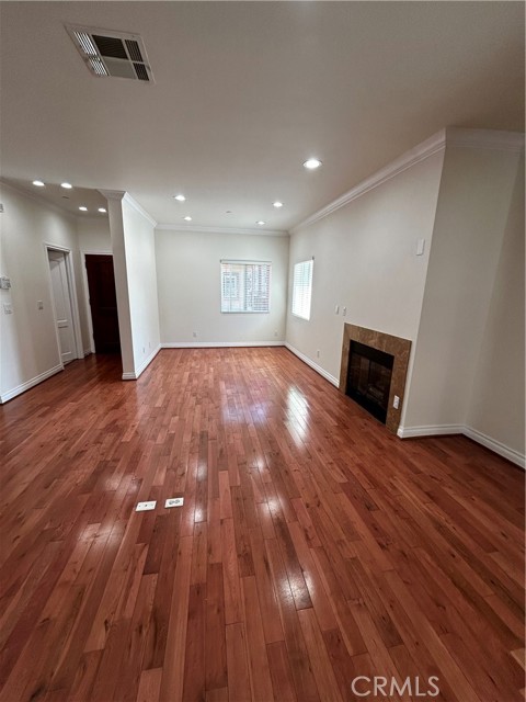 Detail Gallery Image 6 of 38 For 5241 Colodny Dr #201,  Agoura Hills,  CA 91301 - 3 Beds | 2/1 Baths