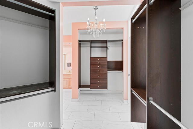 Detail Gallery Image 17 of 39 For 1020 La Salle Cir, Corona,  CA 92879 - 4 Beds | 3 Baths