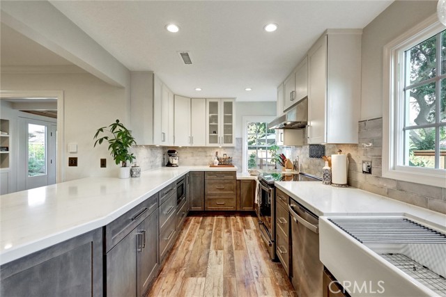 Detail Gallery Image 13 of 52 For 3902 North Marshall Way, Long Beach,  CA 90807 - 2 Beds | 1 Baths