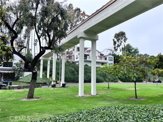 Detail Gallery Image 33 of 37 For 620 Avocado Ave, Corona Del Mar,  CA 92625 - 2 Beds | 2/1 Baths