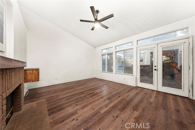 42153 Parkmont Drive, Lancaster CA: https://media.crmls.org/medias/353d7b7e-2b02-4468-b0b8-43796c8dbd9f.jpg