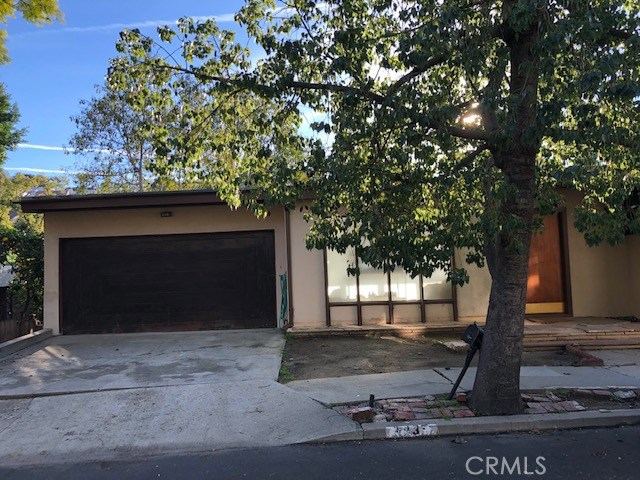 3437 La Sombra Dr, Los Angeles, CA 90068