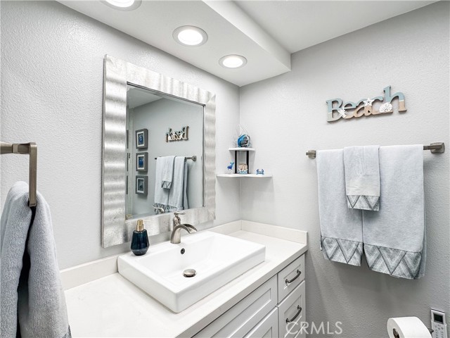 Detail Gallery Image 32 of 63 For 7896 Lakeside Dr, Riverside,  CA 92509 - 3 Beds | 2 Baths