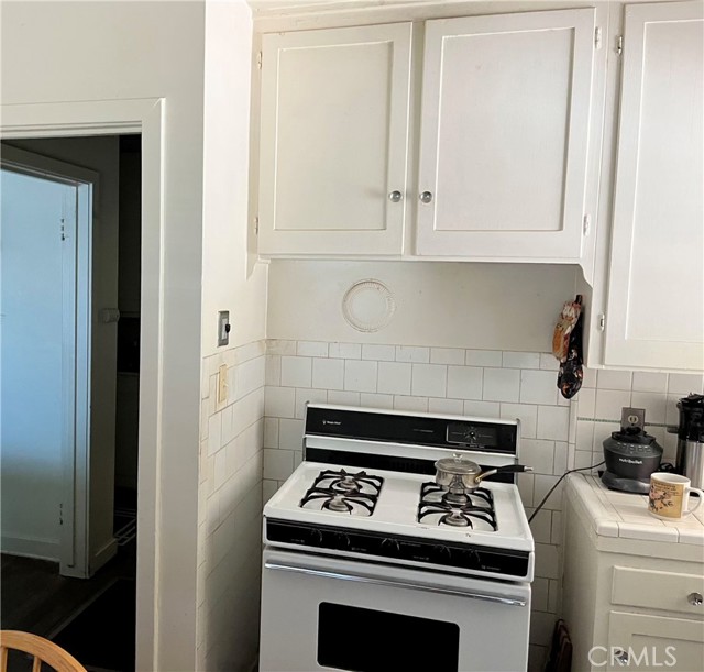 Detail Gallery Image 11 of 20 For 3227 Bonnie Ln, Stockton,  CA 95204 - – Beds | – Baths