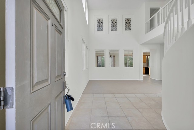 Detail Gallery Image 5 of 43 For 11205 Salerno, Porter Ranch,  CA 91326 - 4 Beds | 3 Baths