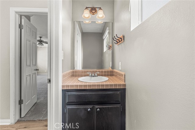 Detail Gallery Image 22 of 33 For 2110 Rockefeller Ln #2,  Redondo Beach,  CA 90278 - 3 Beds | 2/1 Baths