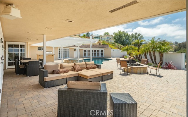 27703 Eastvale Road, Palos Verdes Peninsula, California 90274, 4 Bedrooms Bedrooms, ,3 BathroomsBathrooms,Residential,Sold,Eastvale,PV21110702