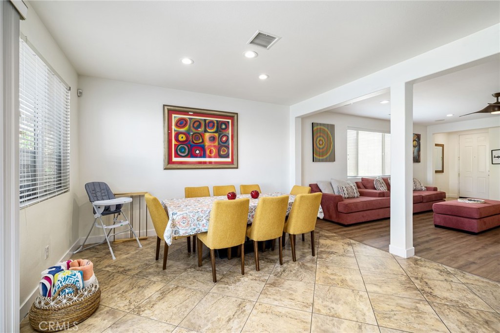 MLS #SR25244556 image #17