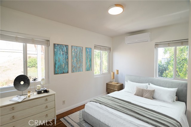 Detail Gallery Image 9 of 16 For 1501 Beloit Ave, Los Angeles,  CA 90025 - 4 Beds | 2 Baths