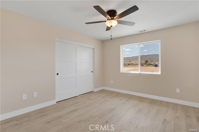 10647 Central Road, Apple Valley CA: https://media.crmls.org/medias/3542c811-73ba-4d58-b091-9c2ba6ad9823.jpg