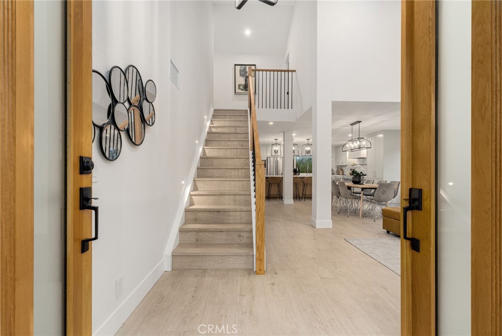 MLS #OC25157205 image #2