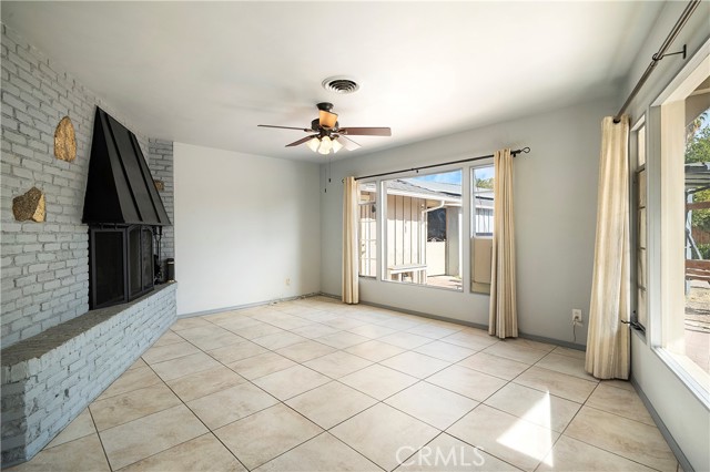 Detail Gallery Image 16 of 45 For 3245 Vista Way, Hemet,  CA 92544 - 4 Beds | 3/1 Baths