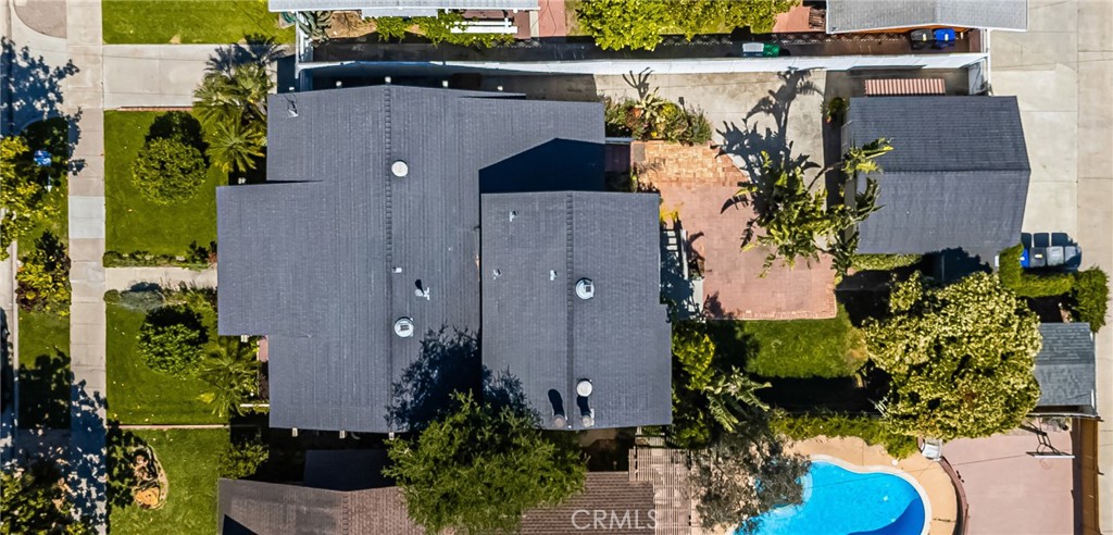 https://media.crmls.org/medias/3544975e-164e-4522-b08f-1feb1204fb7f.jpg?preset=X-Large