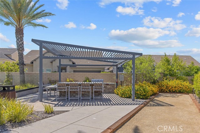 Detail Gallery Image 31 of 47 For 25124 Limetree Ln, Canyon Country,  CA 91387 - 2 Beds | 2/1 Baths