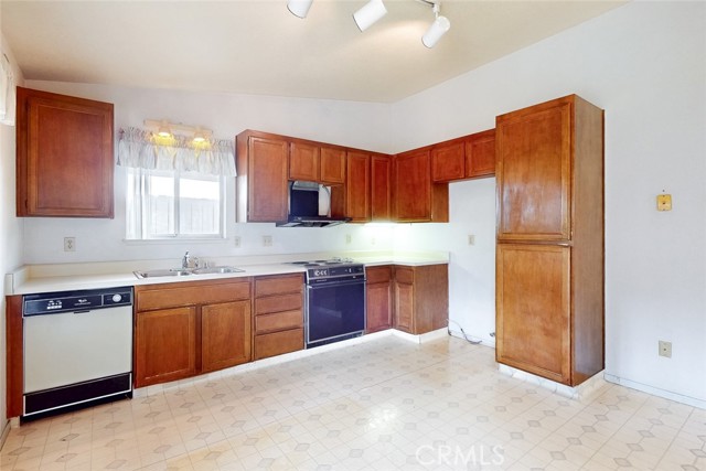 Detail Gallery Image 13 of 49 For 1000 Beechwood St, Yuba City,  CA 95991 - 2 Beds | 2 Baths