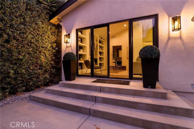 Detail Gallery Image 52 of 59 For 15122 Morrison St, Sherman Oaks,  CA 91403 - 4 Beds | 3/1 Baths