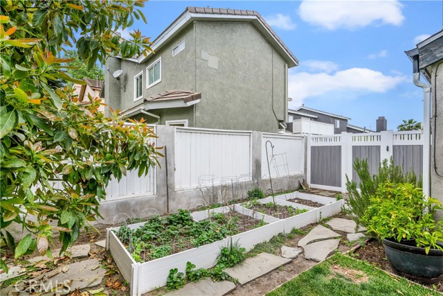 2222 Curtis Avenue, Redondo Beach CA: https://media.crmls.org/medias/3545dec5-a821-49d4-a4a9-d677452db964.jpg