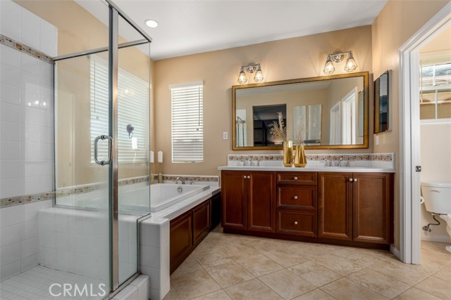 54 Revell Circle, Buena Park CA: https://media.crmls.org/medias/3545f105-47f2-48dc-bed1-2ffa40b3c672.jpg