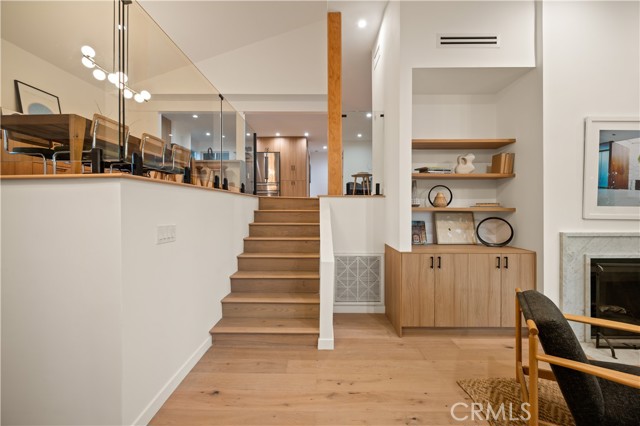 Detail Gallery Image 20 of 24 For 3947 Sumac Dr, Sherman Oaks,  CA 91403 - 4 Beds | 4/1 Baths