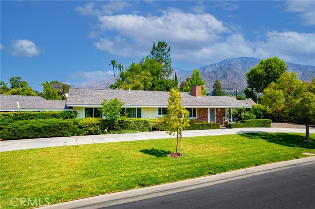 1521 Marendale Lane, Arcadia CA: https://media.crmls.org/medias/3547085b-07f0-40c1-a0de-47250c81260c.jpg