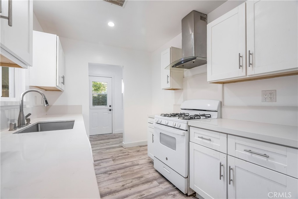 MLS #DW25237785 image #7