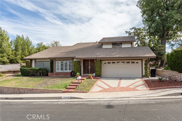 Detail Gallery Image 5 of 33 For 18644 Nau Ave, Porter Ranch,  CA 91326 - 4 Beds | 2/1 Baths