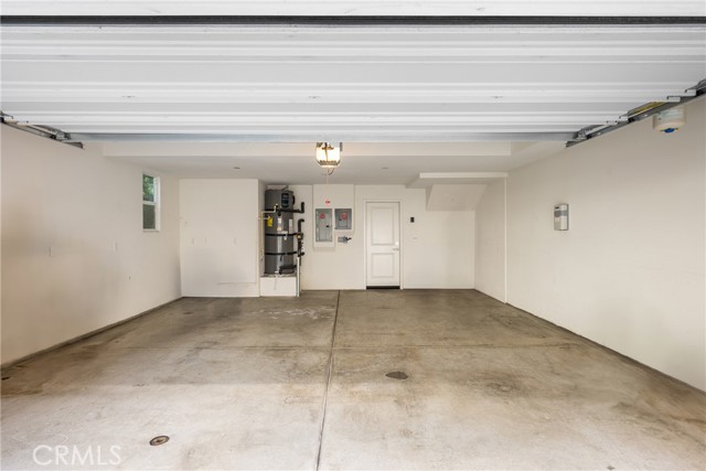 Detail Gallery Image 28 of 31 For 143 Citysquare, Irvine,  CA 92614 - 4 Beds | 3/1 Baths