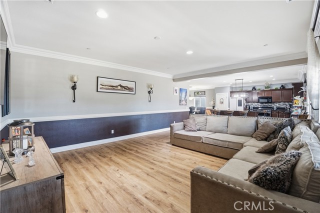 Detail Gallery Image 12 of 65 For 4415 Bethel Rd, Jurupa Valley,  CA 92509 - 5 Beds | 3/1 Baths