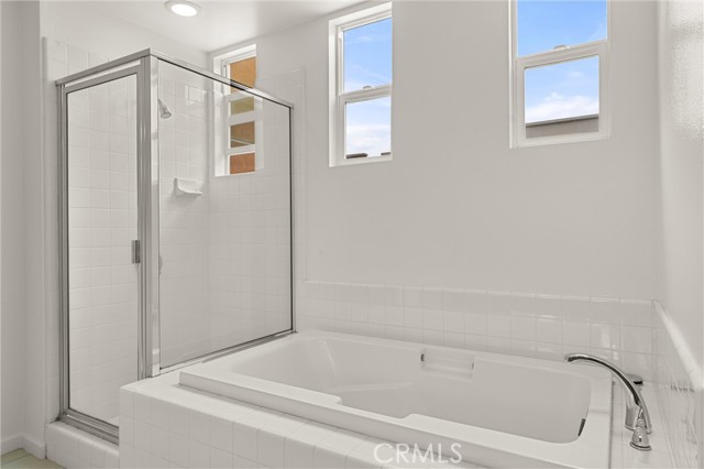 Detail Gallery Image 19 of 27 For 408 E Jeanette Ln, Santa Ana,  CA 92705 - 4 Beds | 2/1 Baths