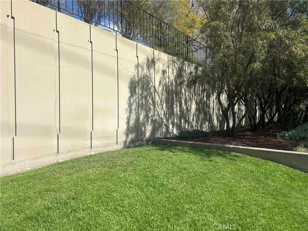 https://media.crmls.org/medias/354929af-5782-4812-b1f6-44c0bdfe17d1.jpg?preset=X-Large