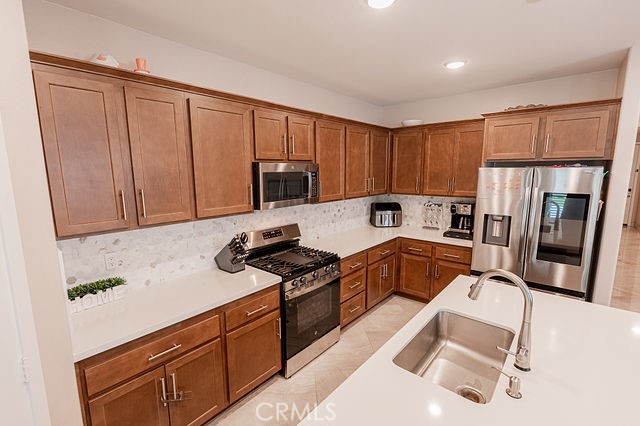 Detail Gallery Image 23 of 66 For 15219 Laguna Ave, Lake Elsinore,  CA 92530 - 4 Beds | 3 Baths