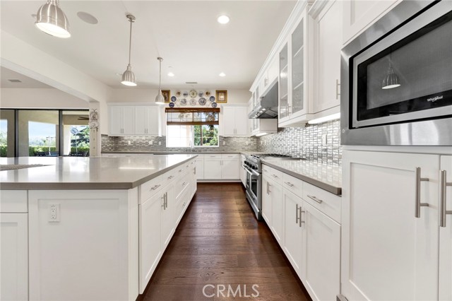 538 Francesca Lane, Glendora CA: https://media.crmls.org/medias/354980f8-6d22-4fcd-9835-d222a0213ae5.jpg